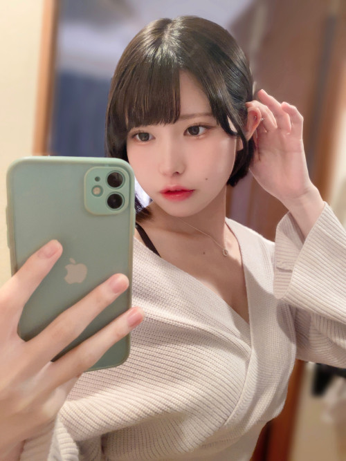 Ffi7X-jaYAIzmvq4a936462fcda57f1.jpg